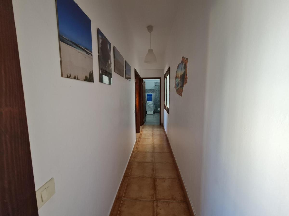Apartamento "El Muelle" En El Centro Y Playa De Corralejo Apartment Luaran gambar