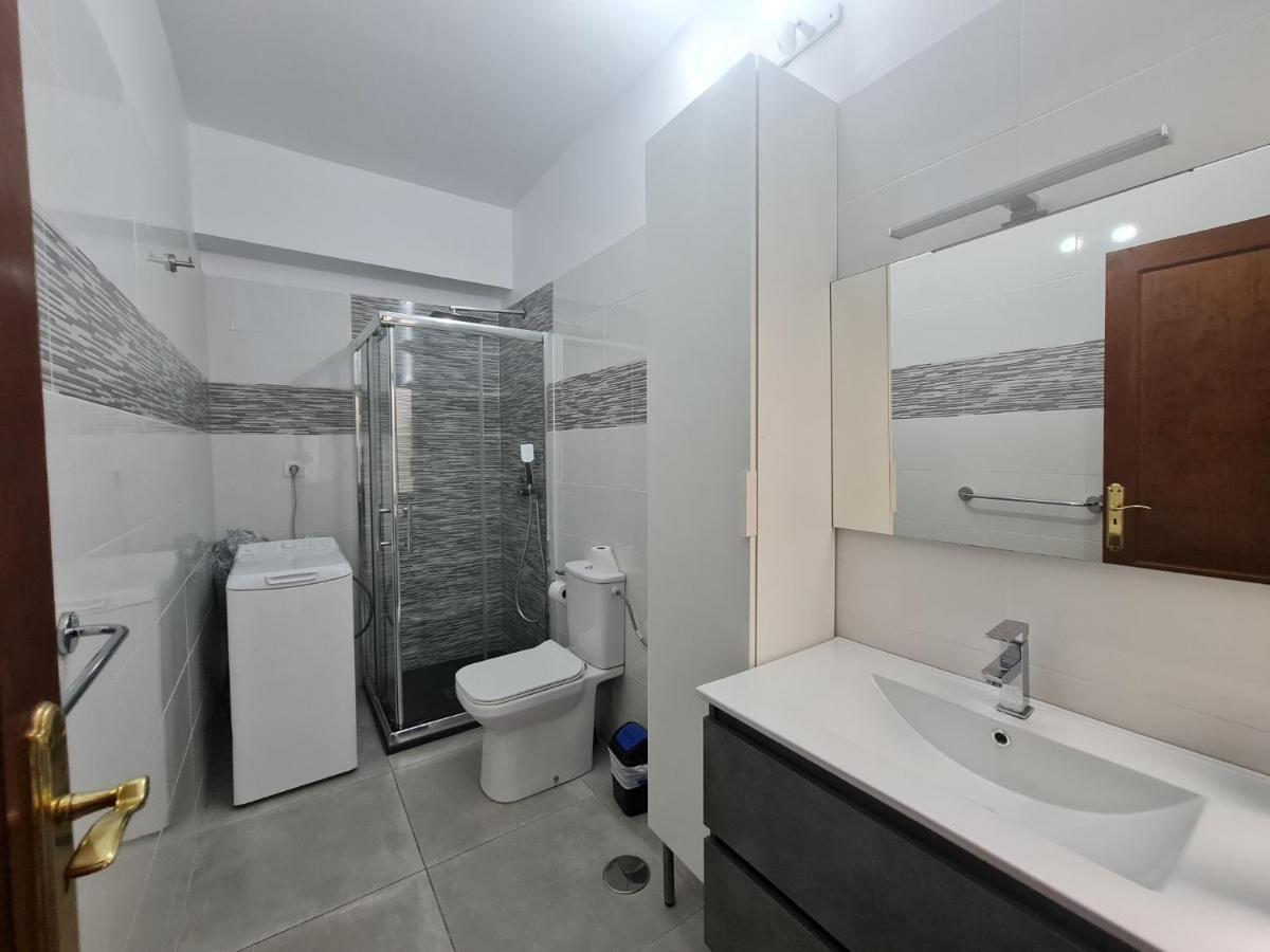 Apartamento "El Muelle" En El Centro Y Playa De Corralejo Apartment Luaran gambar