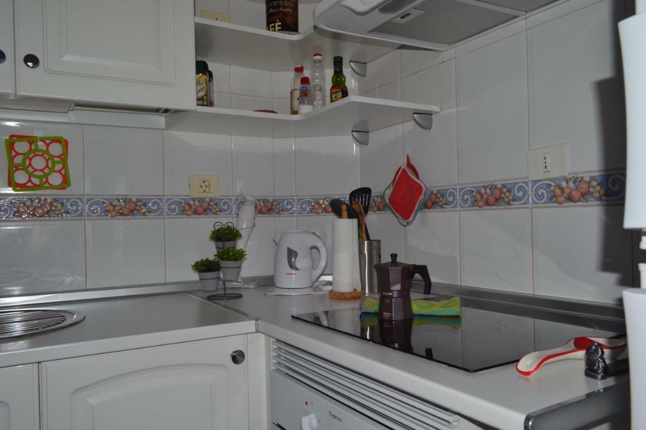 Apartamento "El Muelle" En El Centro Y Playa De Corralejo Apartment Luaran gambar