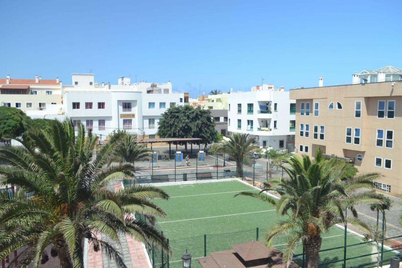 Apartamento "El Muelle" En El Centro Y Playa De Corralejo Apartment Luaran gambar